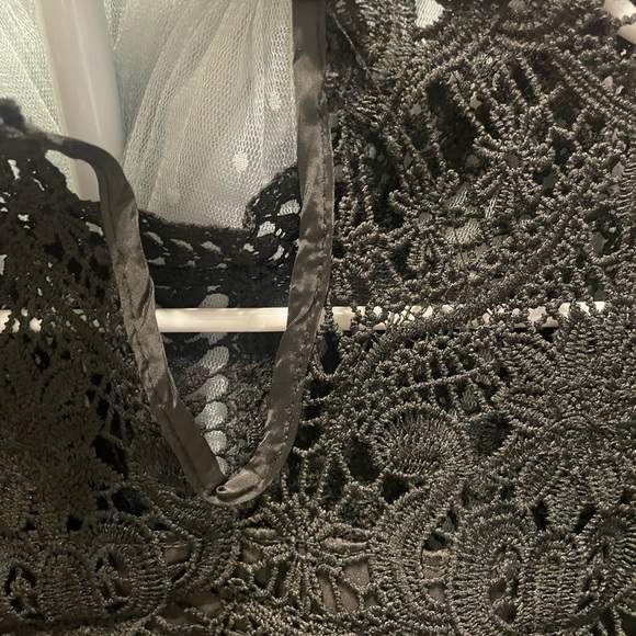 Lace crochet cotton blouse - Picture 4 of 5